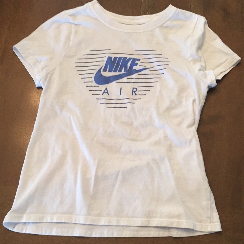 Nike girls tee